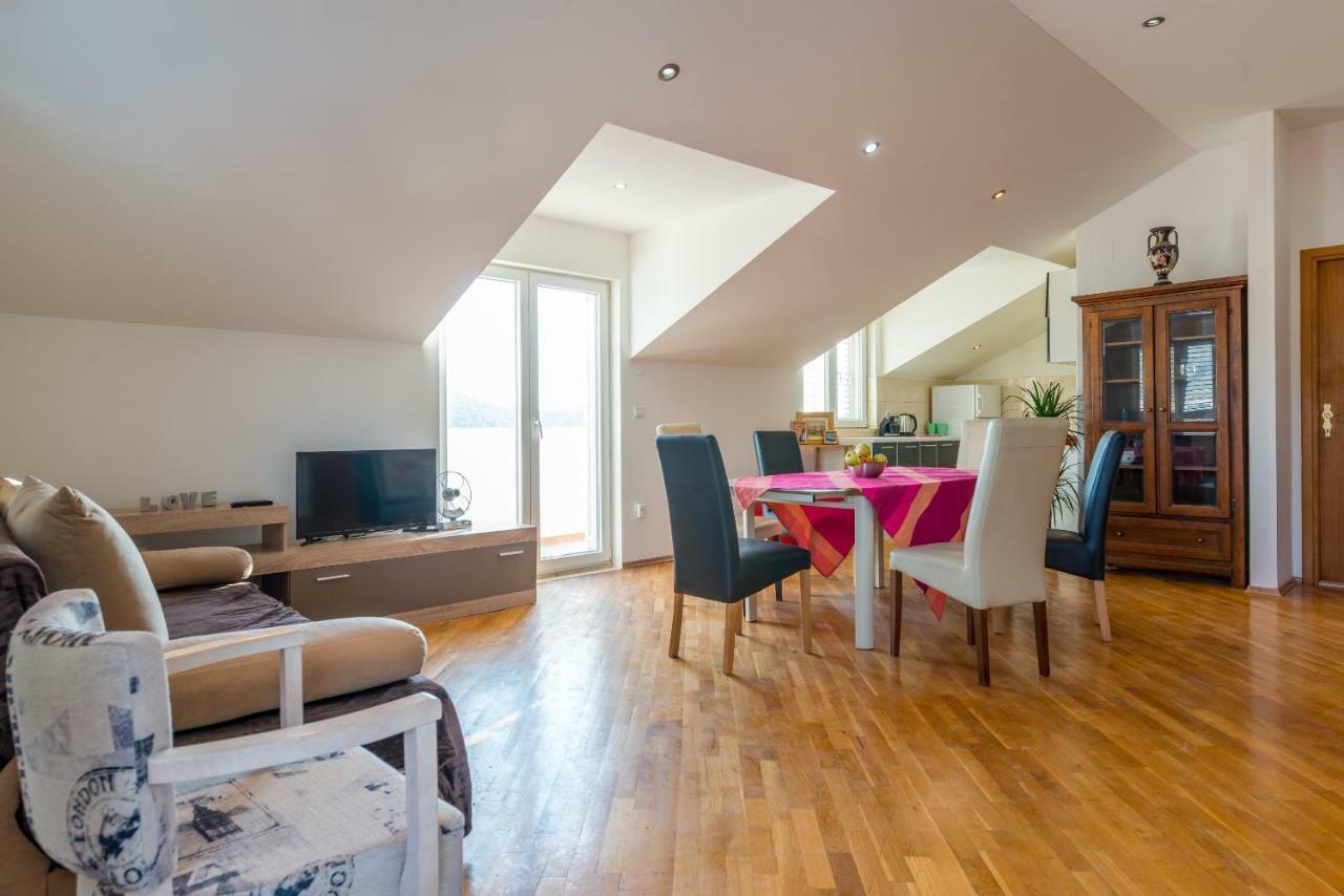 Majestic Lookout - Apartment Rixi Dubrownik Zewnętrze zdjęcie