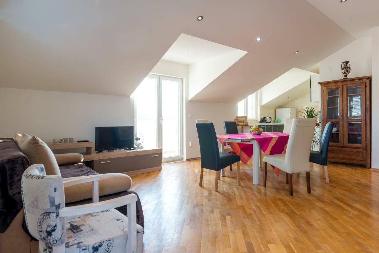Majestic Lookout - Apartment Rixi Dubrownik Zewnętrze zdjęcie